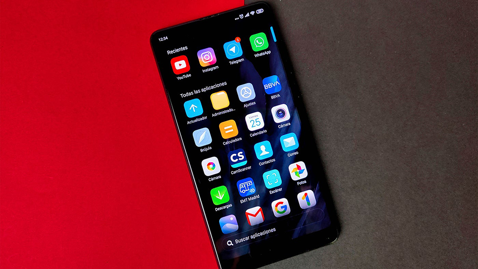 Владельцы смартфонов Xiaomi массово пожаловались на пропажу иконок